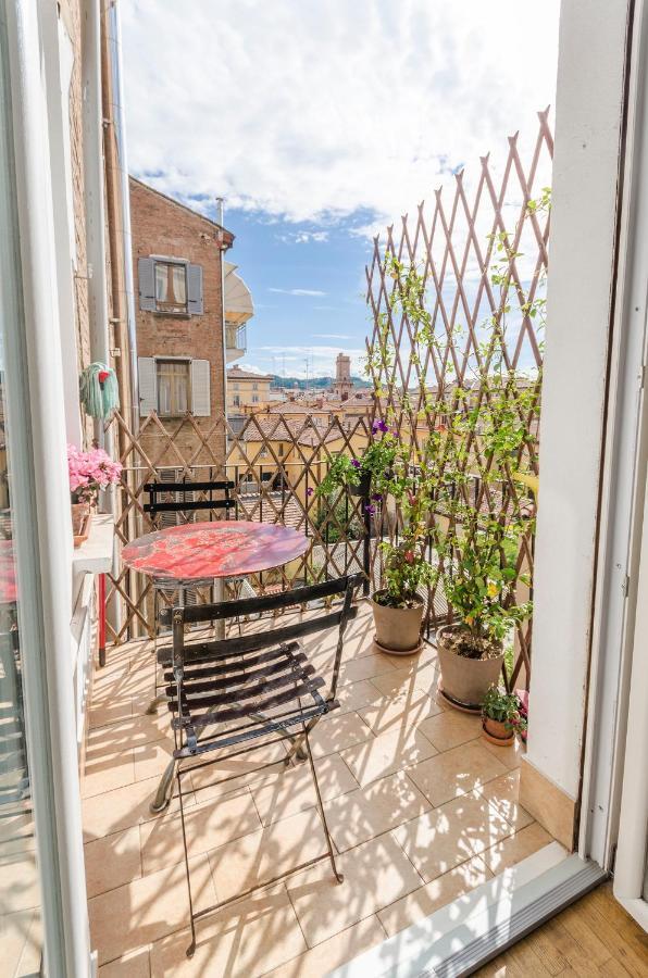 Inner Bo, Terrazzino Vista Tetti In Centro Storico Appartamento *